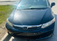 Honda civic LX 2012