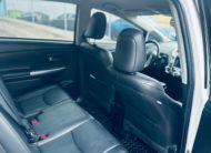 Toyota Prius v  2015 1